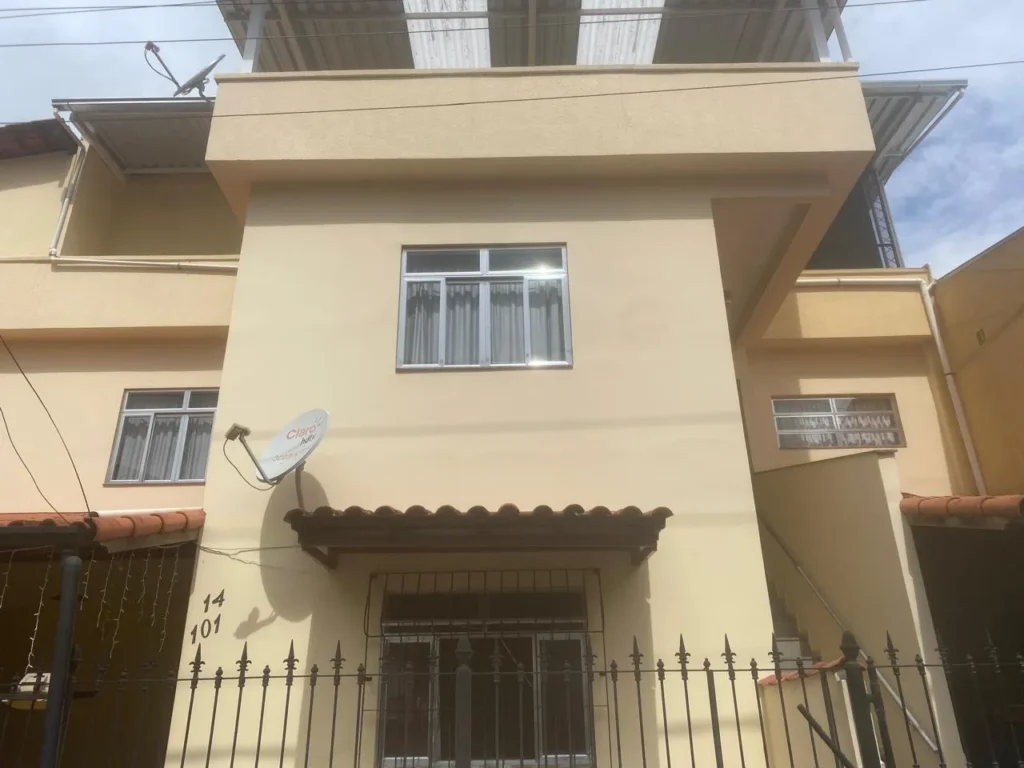 Apartamento com cobertura e suíte no Jardim Ornellas