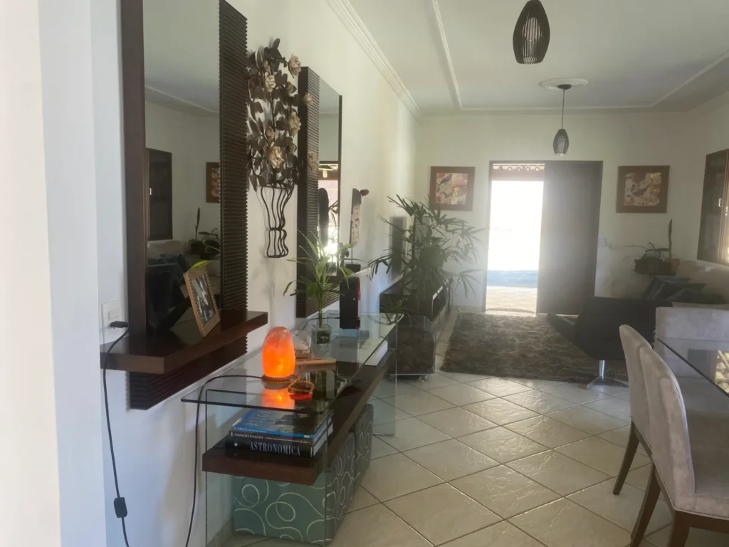 Casa com 3 suítes e terreno de 1.441 m² no Centro, foto 18