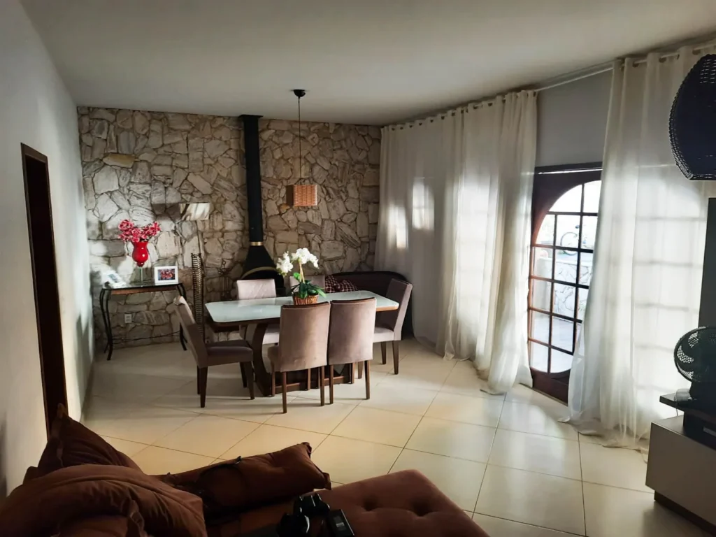 Casa com lareira, energia solar e nascente, foto 15