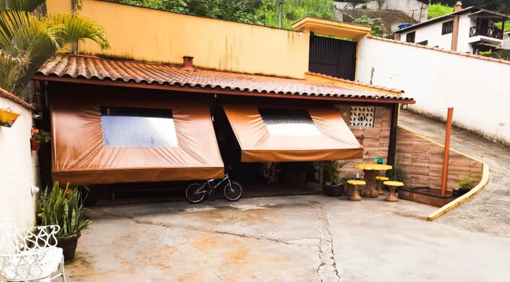 Casa com lareira, energia solar e nascente, foto 18