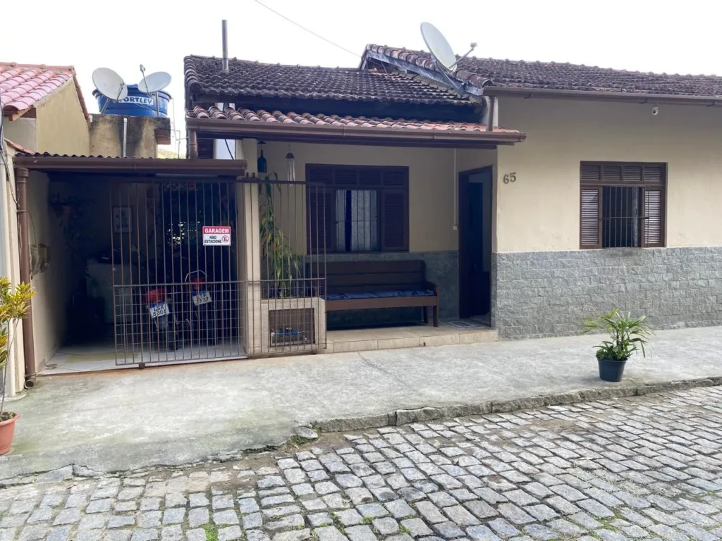 Casa de 2 quartos com anexo no Campo Belo
