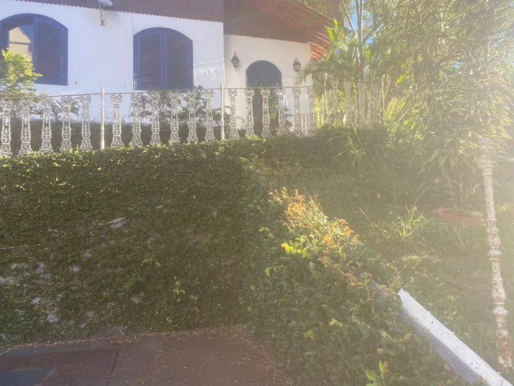 Casa de 2 quartos com terreno de 745 m² no Centro