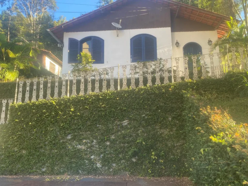 Casa de 2 quartos com terreno de 745 m² no Centro, foto 2