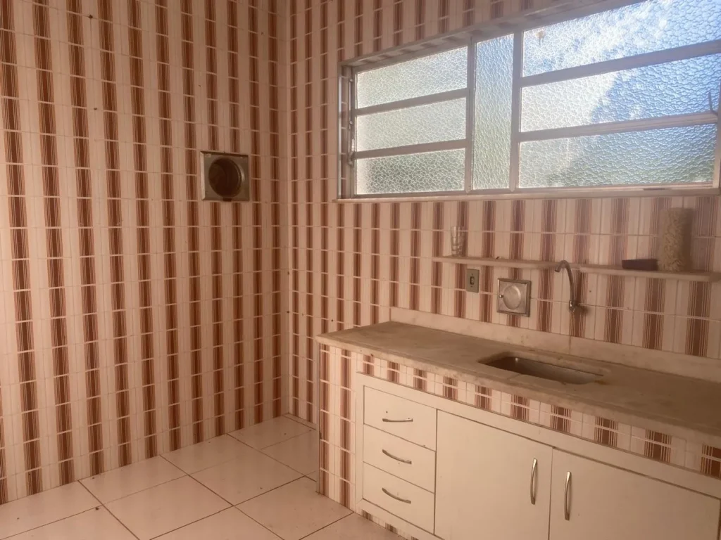 Casa de 2 quartos com terreno de 745 m² no Centro, foto 20