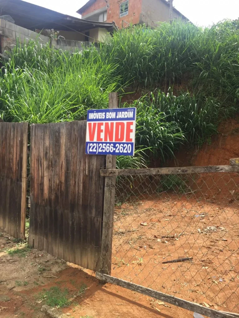 Casa de 2 quartos com varandas em Monnerat, foto 1