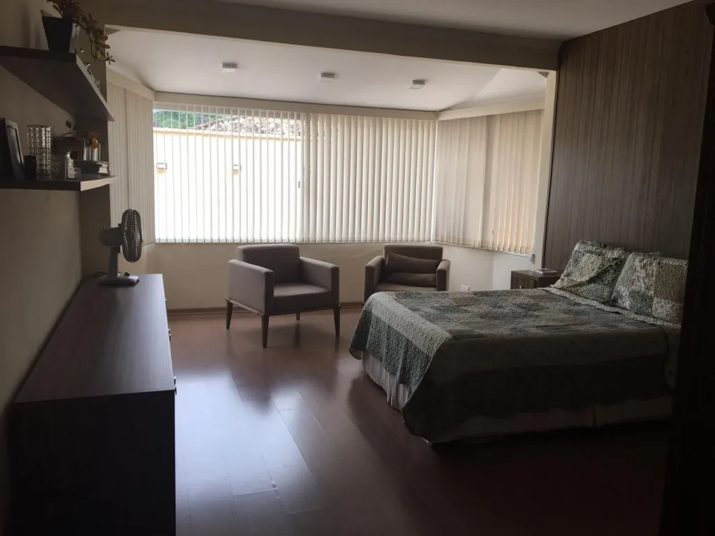 Casa de 3 quartos com área gourmet em área residencial, foto 4