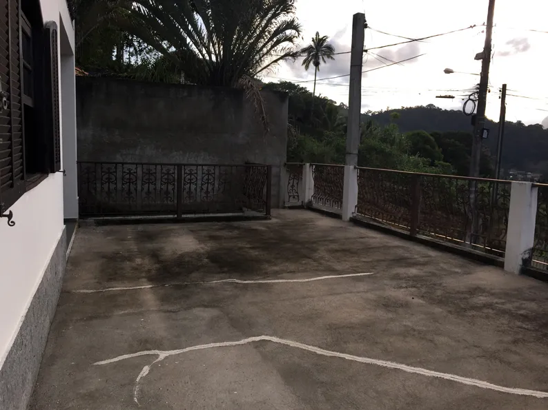 Casa de dois pavimentos com 2 suítes e garagem para 2 carros, foto 5