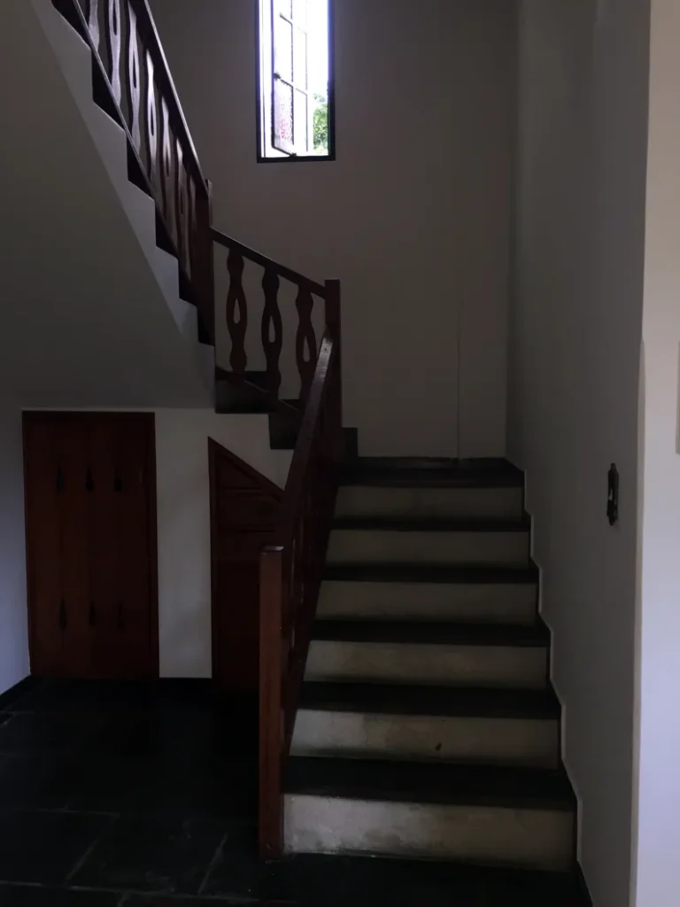 Casa de dois pavimentos com 2 suítes e garagem para 2 carros, foto 7