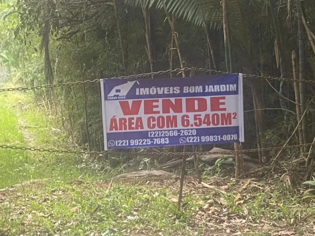 Chácara de 6.540 m² com área plana e ótimo acesso