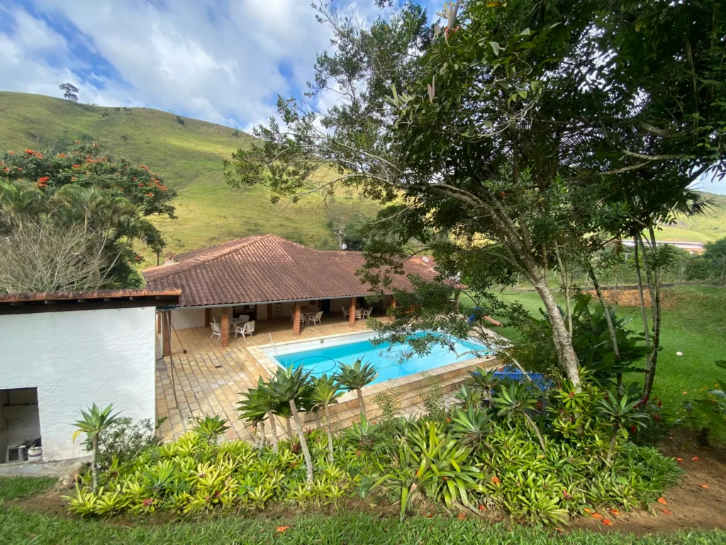 Sítio de 12 hectares com estrutura para pousada, piscina e sauna, foto 12