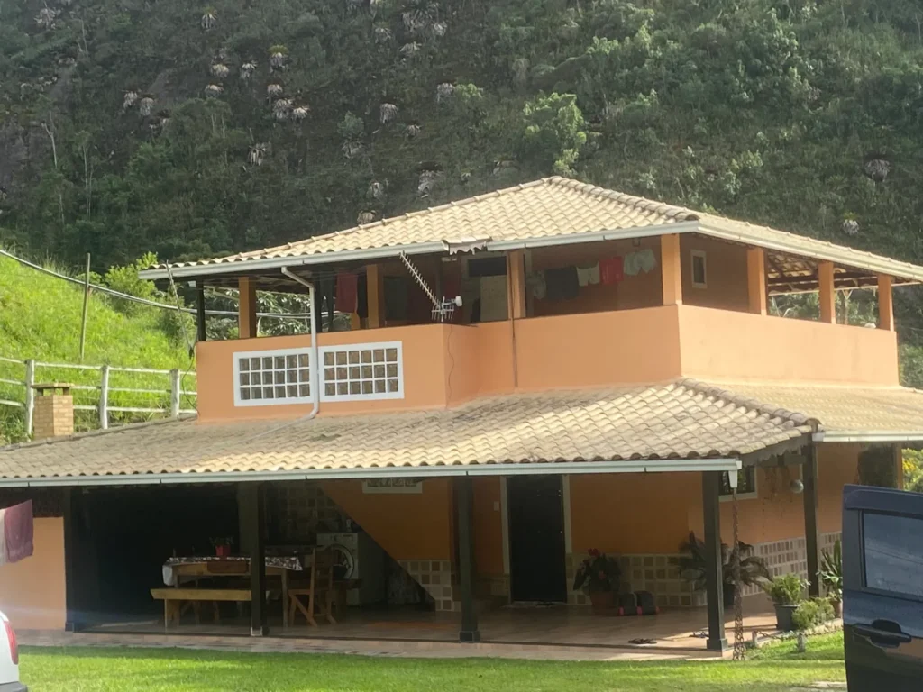 Sítio de 136.000 m² com casa sede nova, estufas e nascentes, foto 9