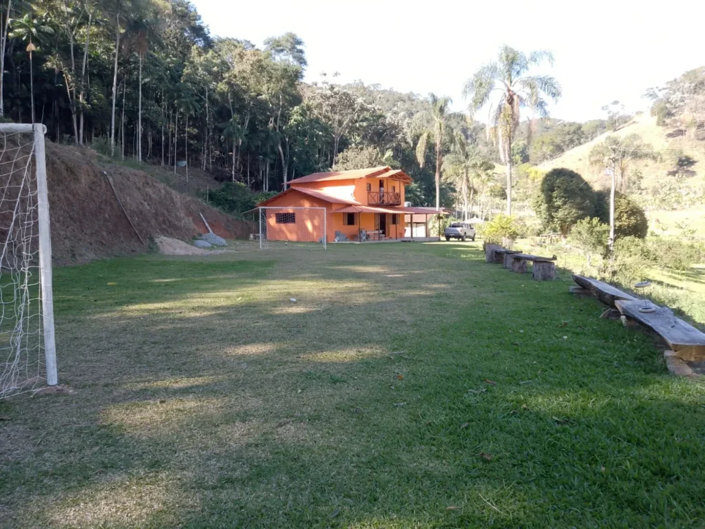Sítio de 40.000 m² com casa nova e 2 açudes com peixes, foto 4
