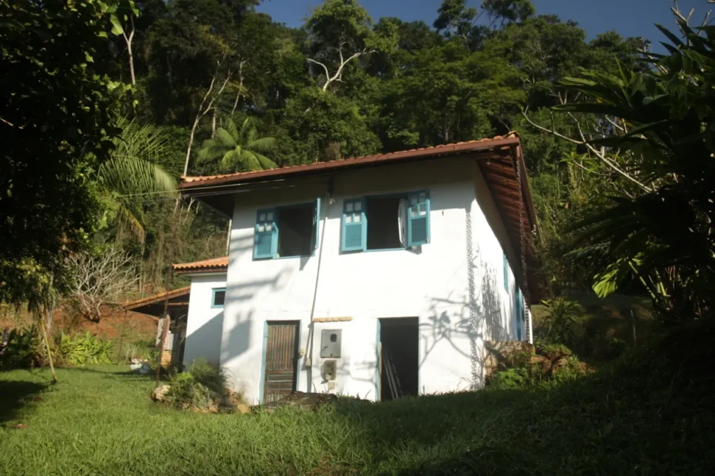 Sítio de 42.000 m² com reserva florestal, perto do centro, foto 7