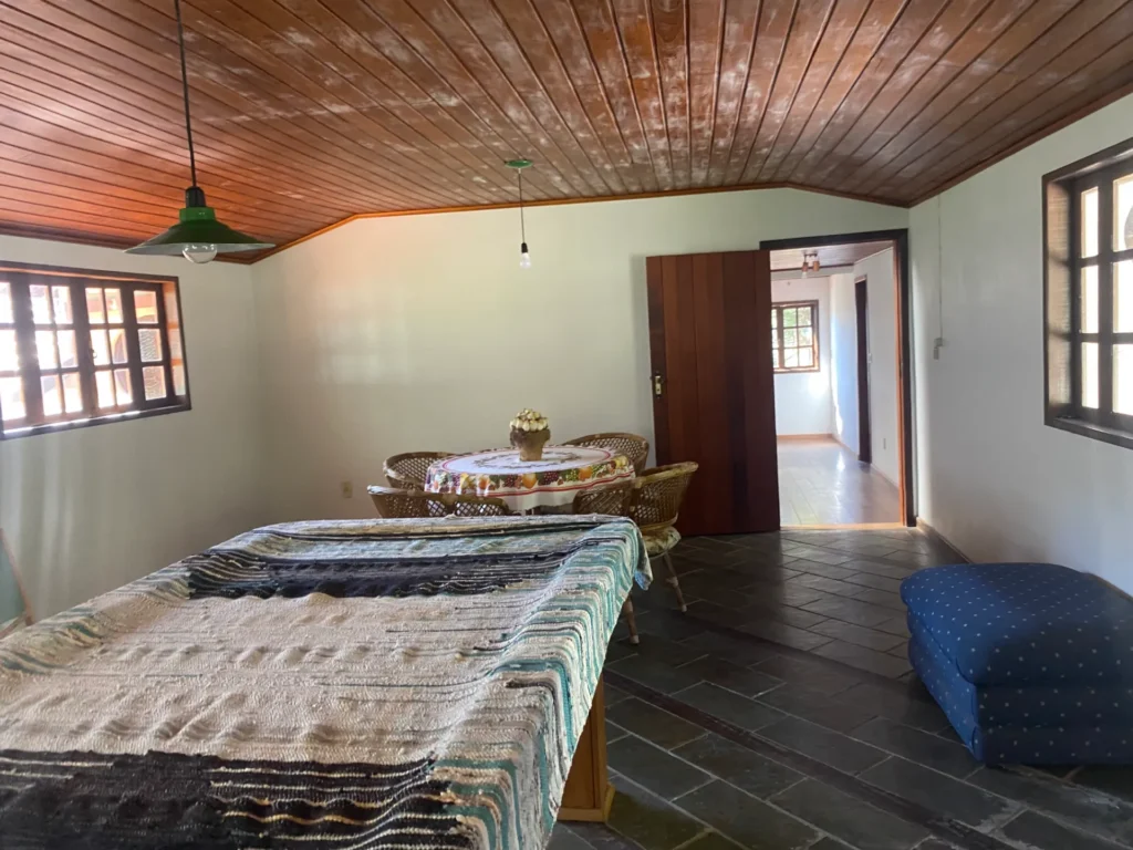 Sítio de 5,5 alqueires em Banquete com piscina, sauna e chalé