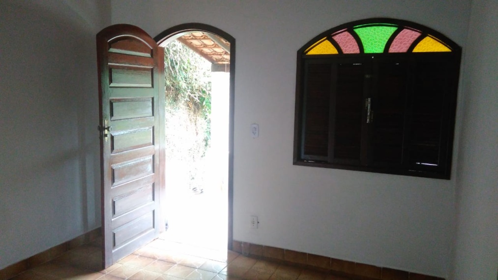 Casa,Venda,Casa em Monnerat, com varanda na frente,1016