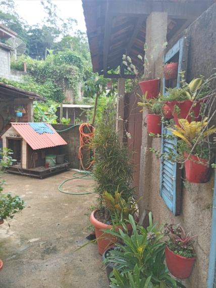 Casa,Venda,CASA EM LOCAL MUITO AGRADÁVEL, COM VARANDA, SALA, 3 QUARTOS (1 SUITE),1046